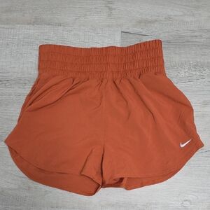 NWT Nike Women's Rust Athletic Training Shorts- Size Medium